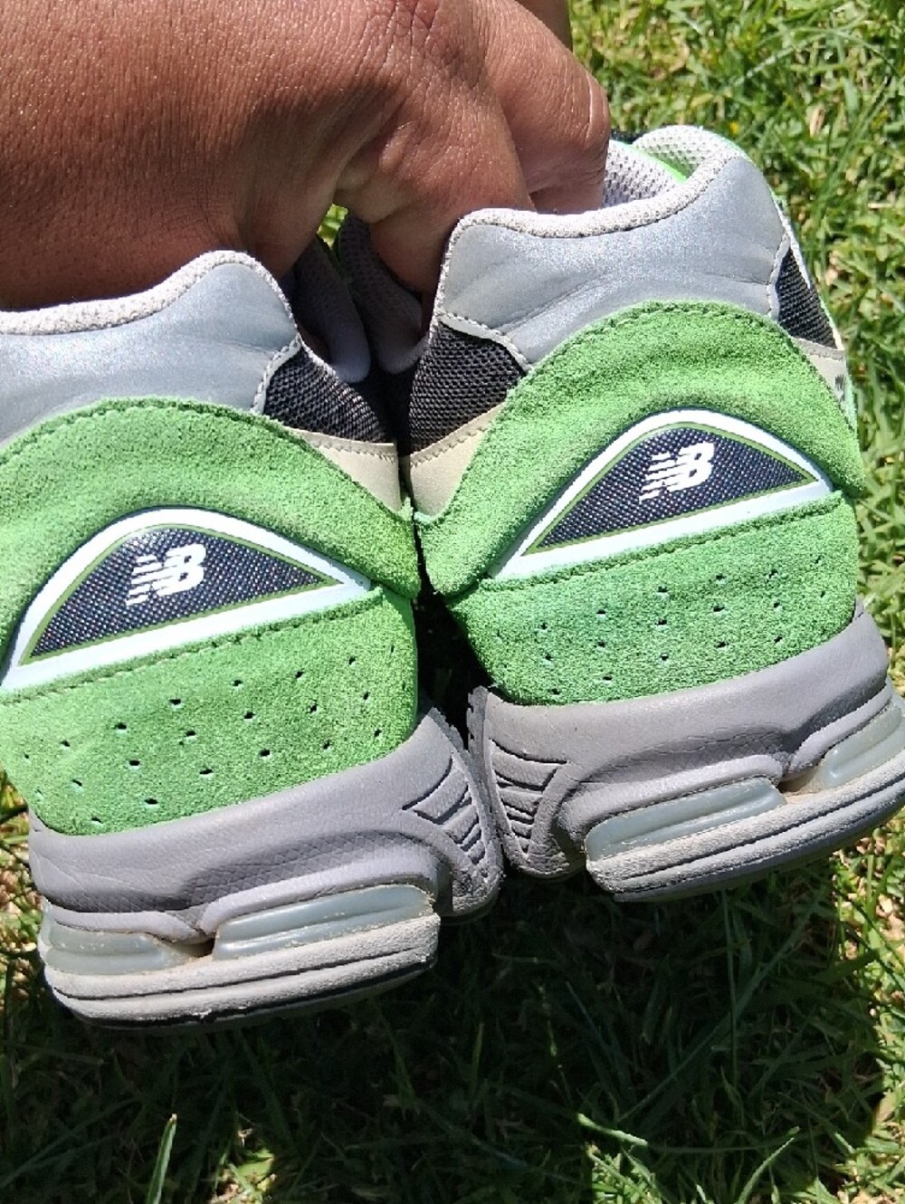 New Balance Men’s Green and Black 2002R Suede Mesh Sneakers - Picture 11 of 13